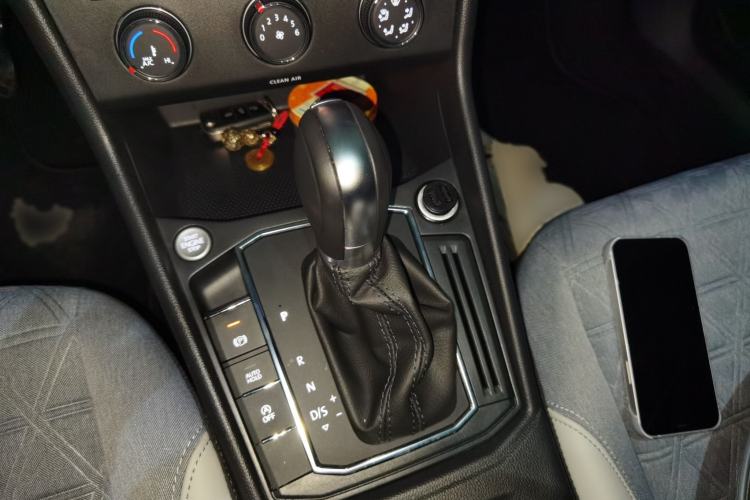 Used Volkswagen Lavida 2023 1.5L Automatic Full-Comfort Edition
