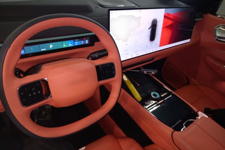 Used Lynk & Co 900 2025 1.5T Ultra
