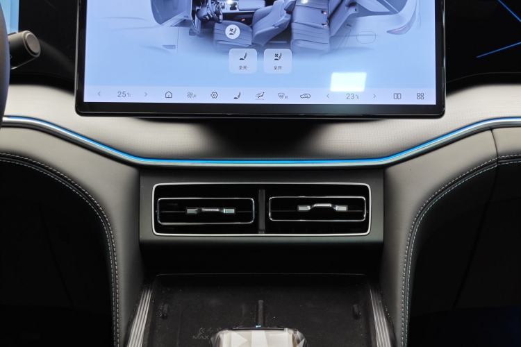 Used BYD Song L DM-i 2025 Intelligent Driving Version 160 km Beyond-Range Type