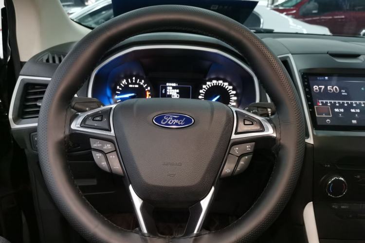 Used Ford Edge 2018 Facelifted EcoBoost 245 Two-Wheel-Drive Platinum Edition 5 Seats China V Emission Standard
