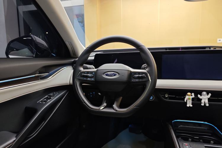 Used Ford Mondeo 2023 EcoBoost 245 Ultimate Model