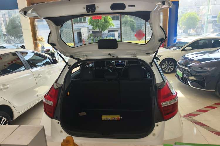 Used Toyota YARiS L 2020 1.5L CVT Leading Edition
