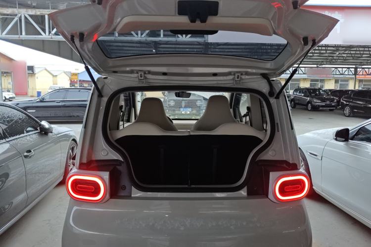 Used Wuling Hongguang MINIEV 2024 3rd Generation 215km Youth Edition
