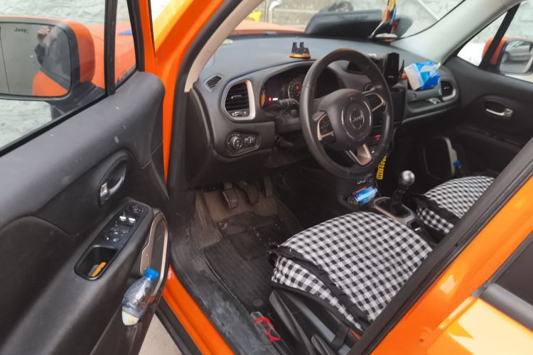 Used  Renegade 2016 1.4T Manual Kinetic Edition