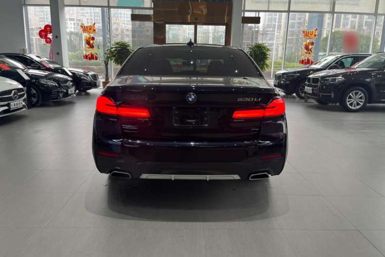 Used BMW 5 Series 2022 Restyled 530Li Luxury Edition M Sport Package
