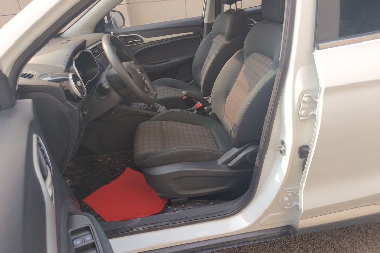 Used MG ZS 2018 1.5L Manual Fashion Edition China V-standard
