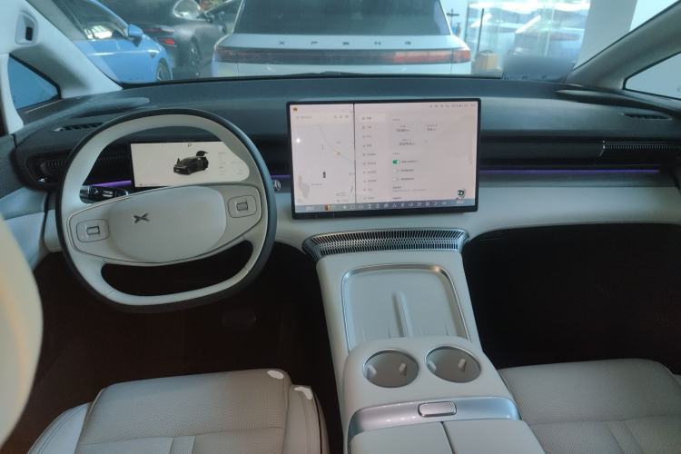 Used XPeng X9 2024 702 Ultra-Long Range Pro
