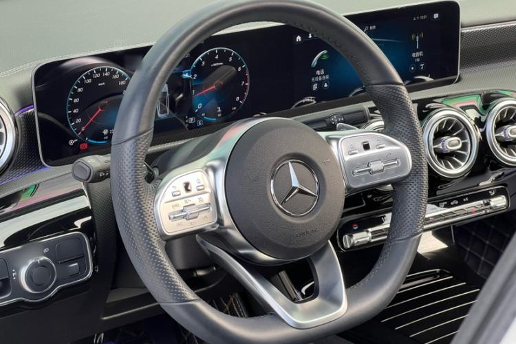 Used Mercedes-Benz A-Class 2020 Restyled A 200 L Sport Sedan Fashion Version