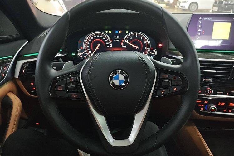 Used BMW 5 Series 2018 530Li Leading Model M Sport Package
