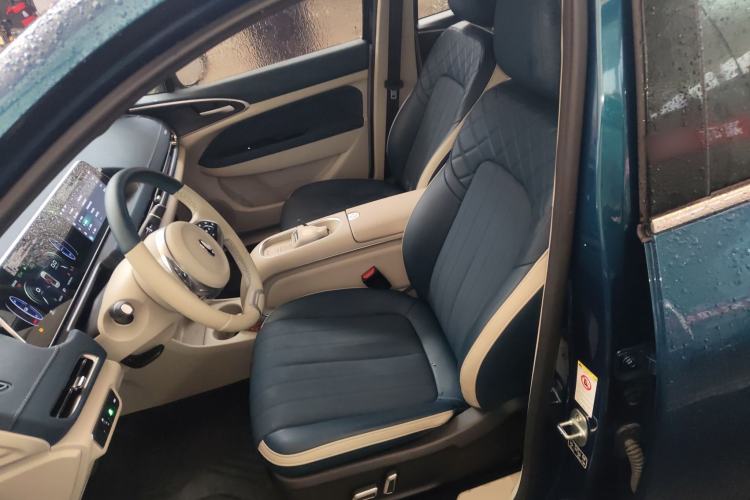 Used ORA Good Cat 2023 401 km Standard Range Luxury Version Lithium Iron Phosphate