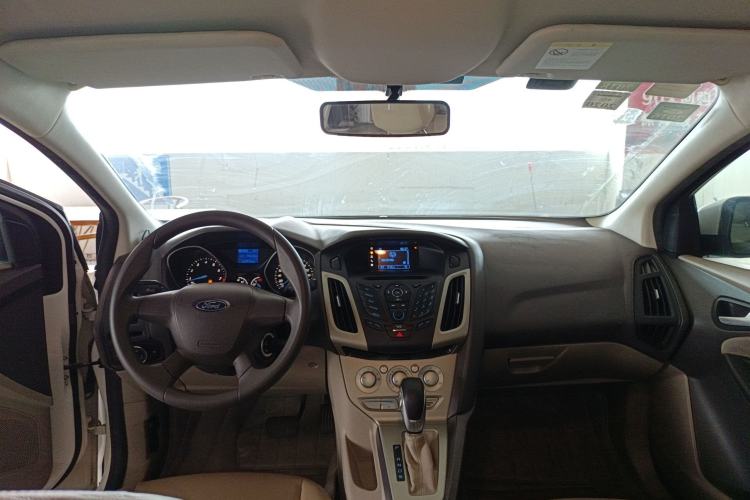 Used Ford Focus 2012 Sedan 1.6L Automatic Comfort Model
