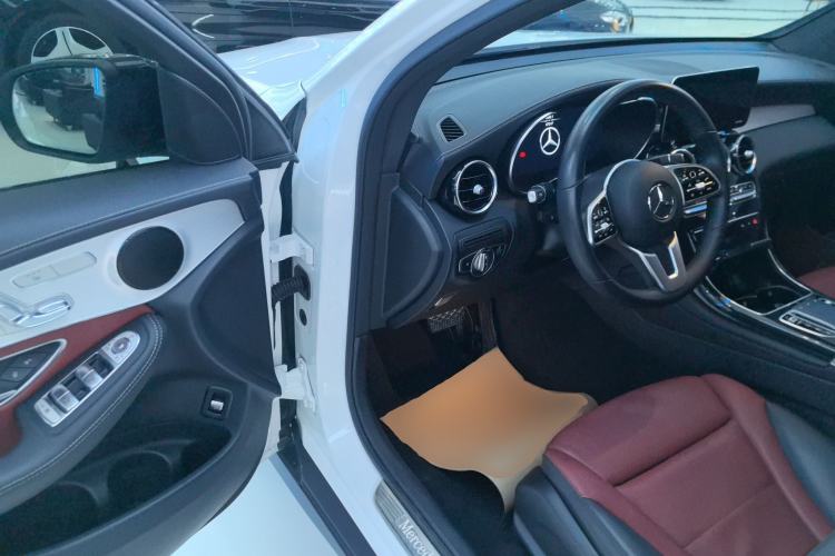 Used Mercedes-Benz GLC Coupe 2022 Refreshed GLC 260 4MATIC Coupe SUV
