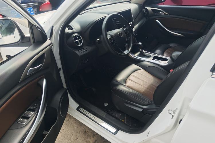 Used BYD Song 2016 GaiShi Edition 1.5TID Automatic Elite Model