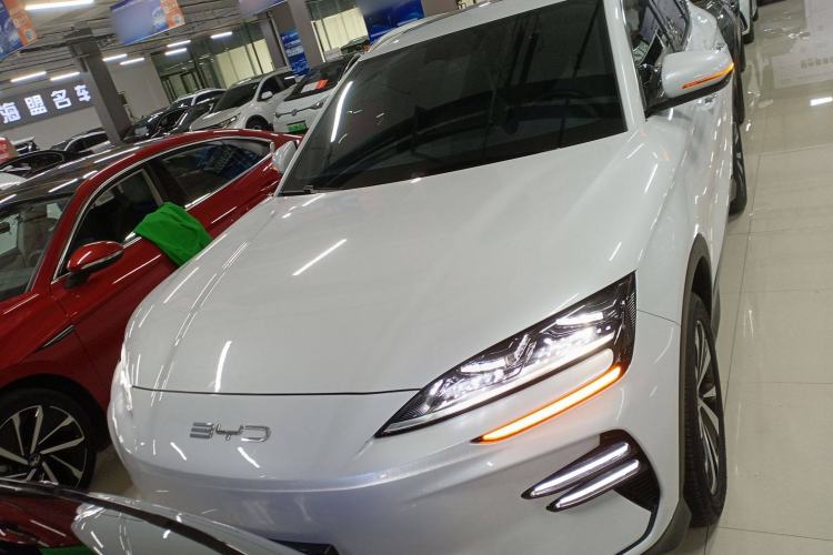 Used BYD Song PLUS New Energy 2024 Honor Edition EV 520km Luxury Model
