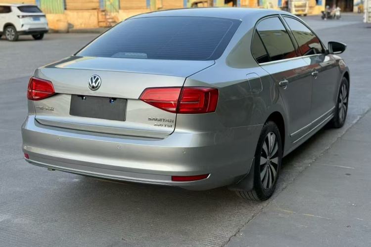 Used Volkswagen Sagitar 2018 1.6L Automatic Comfort Model
