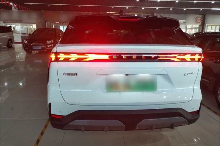 Used  L7 2025 EM-i 115km Exploration+ Edition