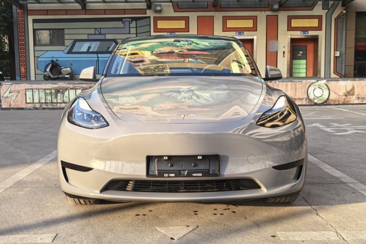 Used Tesla Model Y 2022 Rear-Wheel-Drive Version
