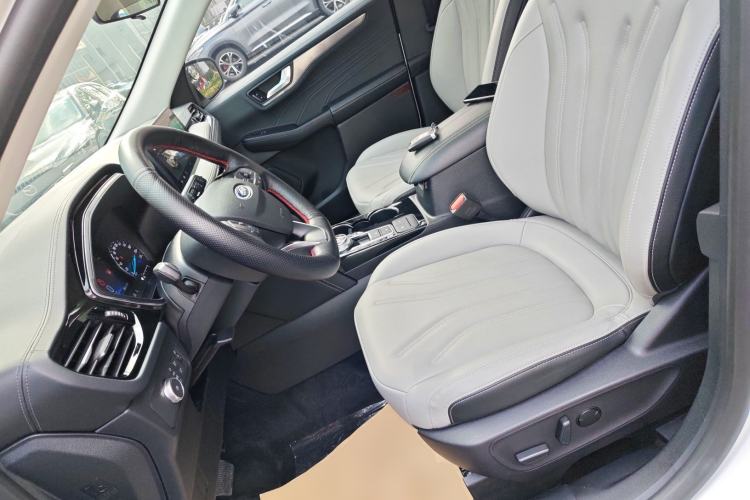 Used Ford Escape 2020 EcoBoost 245 Two-Wheel-Drive Comfort Edition
