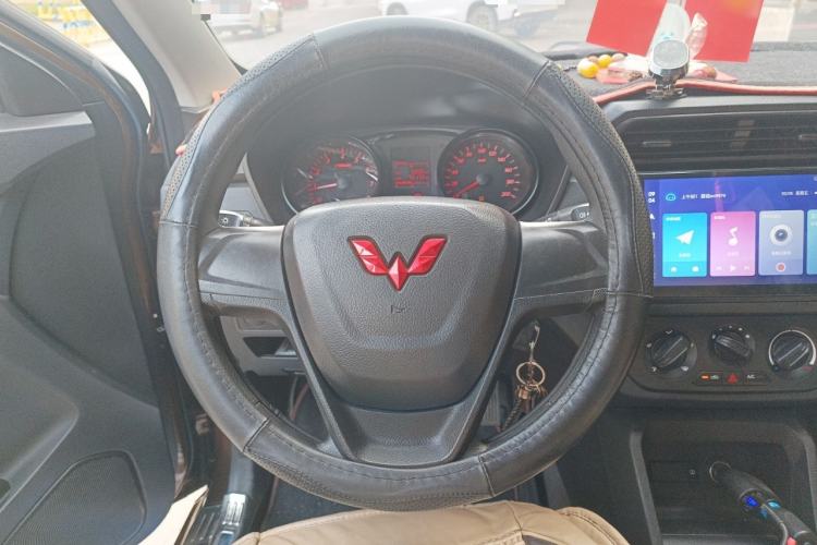 Used Wuling Hongguang 2021 1.5L S Base Version LAR