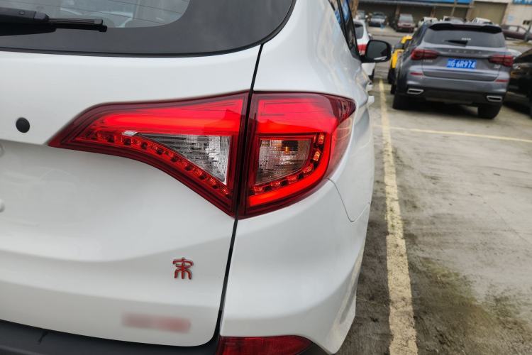 Used BYD Song 2016 2.0TID Automatic Prestige Edition
