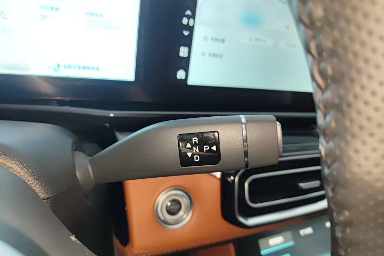 Used  Shanhai L7 2024 1.5T 120km ULTRA 7-Seater
