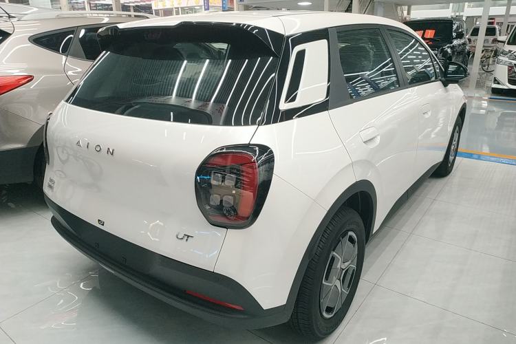 Used AION UT 2025 330 Starlight Edition
