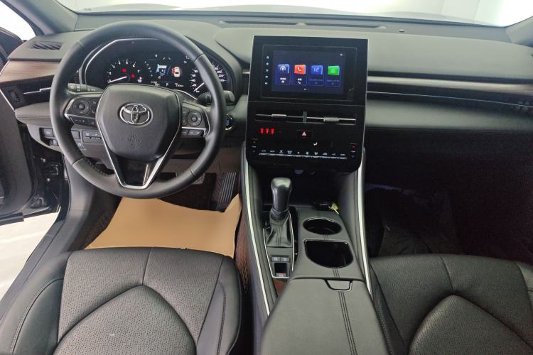Used Toyota Avalon 2023 2.0L Premium Edition
