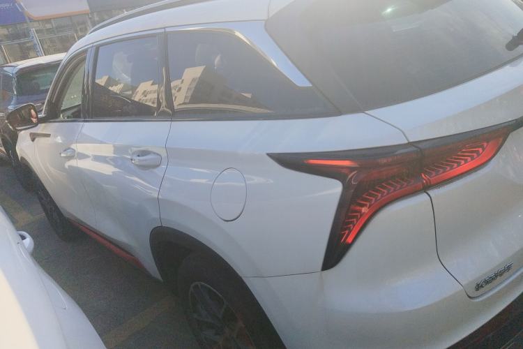 Used Changan CS75 PLUS 2022 Classic Edition 1.5T Automatic Pioneer Model
