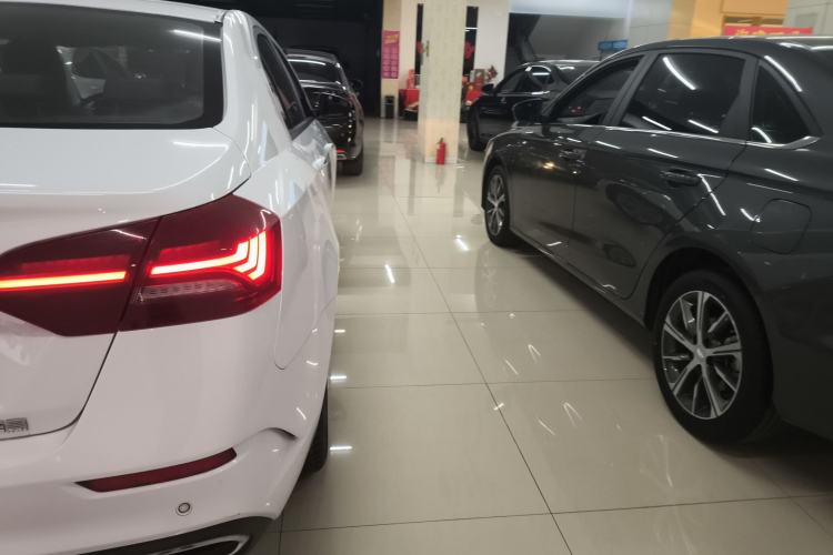 Used Geely Auto Emgrand 2021 UP 1.5L CVT Luxury Model
