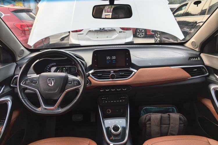 Used Baojun 510 2017 1.5L Automatic Luxury Model
