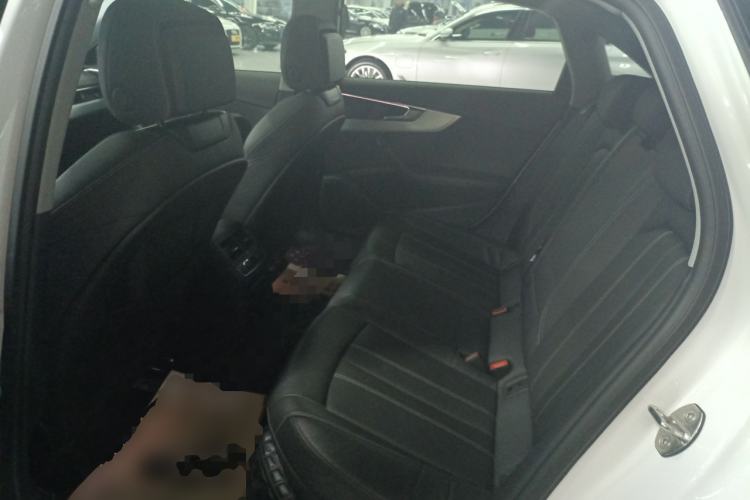 Used Audi A4L 2020 40 TFSI Luxury Dynamic Model
