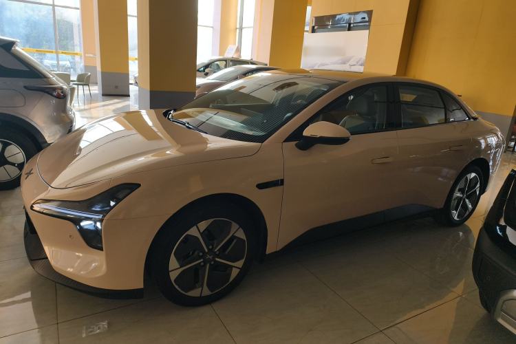 Used XPeng MONA M03 2024 620 with Ultra-Long Range