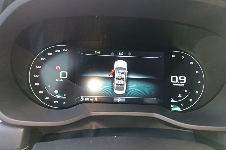 Used Roewe i5 2020 1.5L Automatic 4G Connect Luxury Flagship Edition
