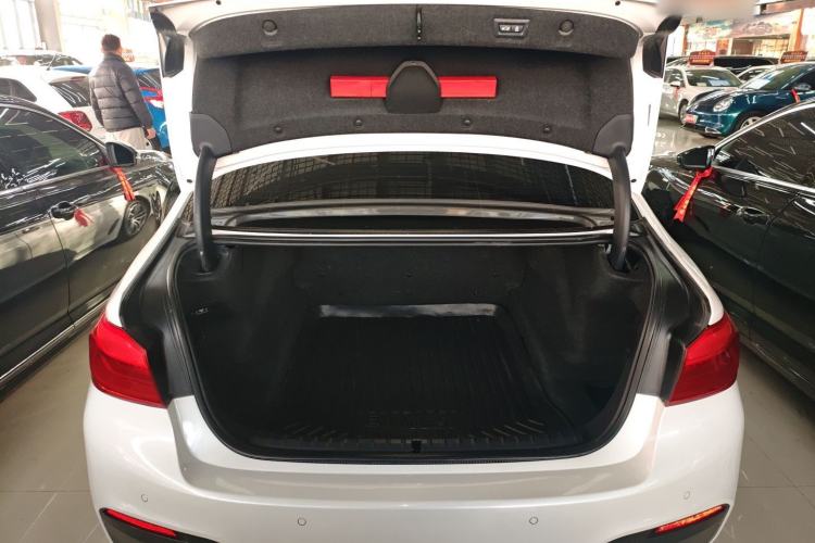 Used BMW 5 Series 2018 525Li M Sport Package
