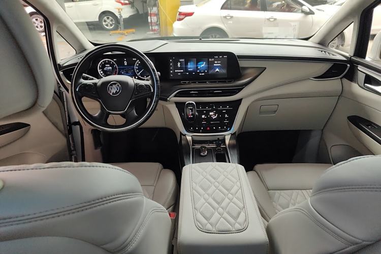 Used Buick GL8 2021 ES Landtrek 653T Comfort Edition
