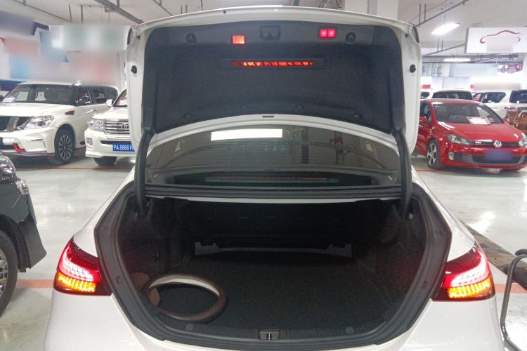 Used Mercedes-Benz E-Class 2021 Restyled E 300 L Sporty and Stylish Edition