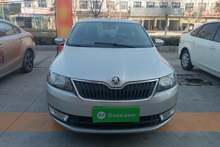 Used Skoda Rapid 2015 1.6L Automatic Smart Selection Model