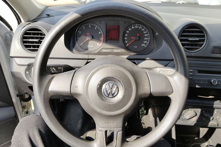 Used Volkswagen Jetta 2015 1.6L Automatic Fashion Model
