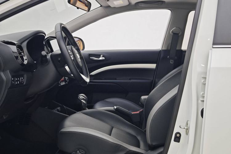 Used Kia Stonic 2019 1.4L Automatic Fun Edition China VI
