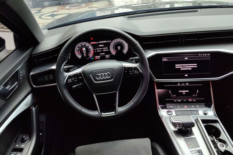 Used Audi A6L 2022 40 TFSI Luxury Dynamic Model
