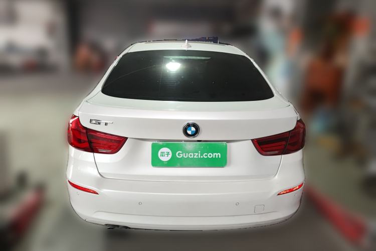 Used BMW 3 Series GT 2017 320i Sport Edition
