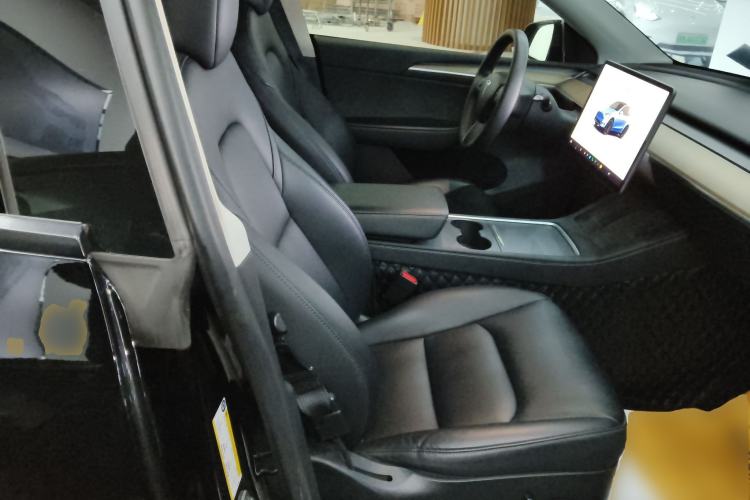 Used Tesla Model Y 2022 Performance High-Performance All-Wheel-Drive Version
