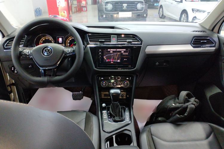 Used Volkswagen Tiguan L 2021 330TSI Automatic Two-Wheel Drive Smart Edition