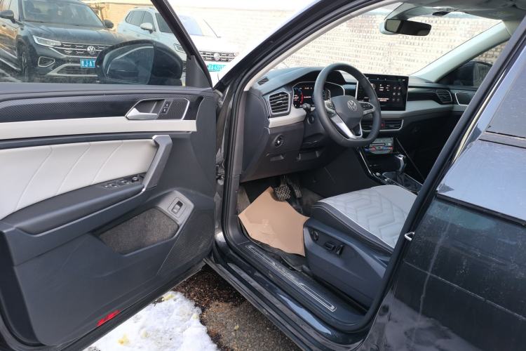 Used Volkswagen Tayron 2023 280TSI Two-Wheel-Drive Luxury Plus Advanced Version
