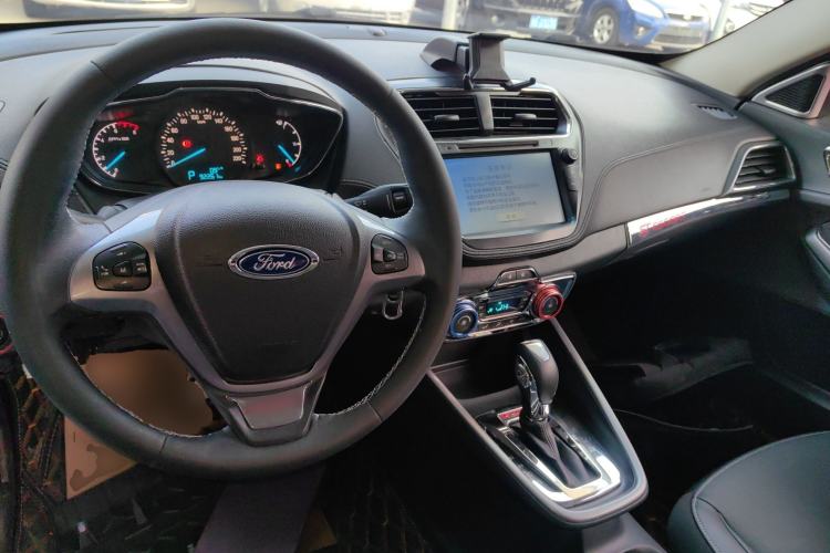 Used Ford Escort 2015 1.5L Automatic Fashion Model