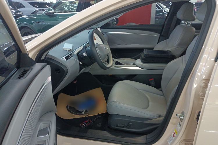 Used XPeng MONA M03 2024 620 with Ultra-Long Range
