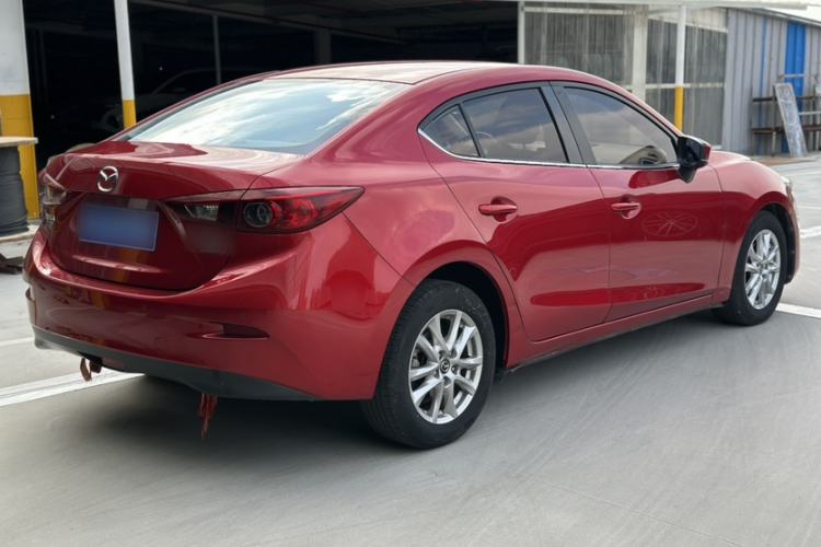 Used Mazda Mazda 3 Axela 2017 Sedan 1.5L Manual Comfort Model Emission Standard China V
