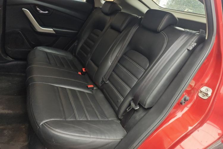 Used Venucia T90 2017 2.0L CVT Smart Edition
