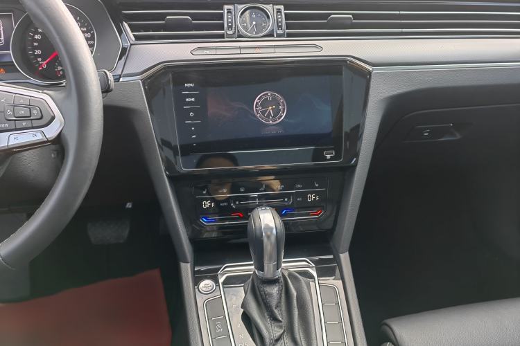 Used Volkswagen Magotan 2020 330TSI DSG Leading Model
