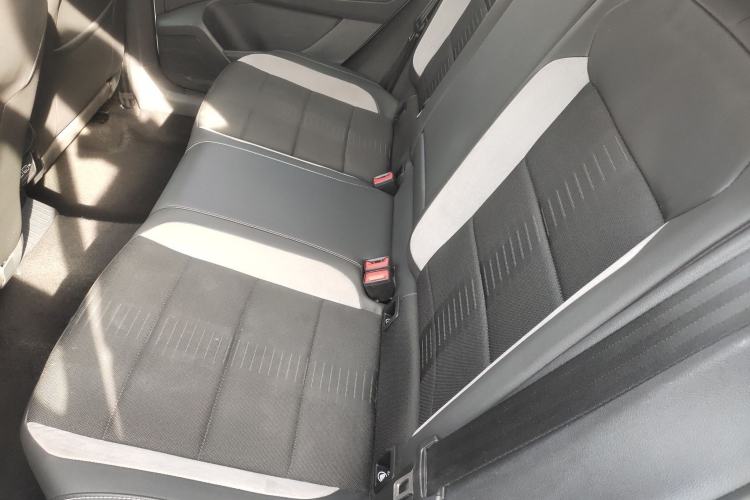 Used Volkswagen T-ROC 2022 280TSI DSG Two-Wheel Drive Elite PLUS
